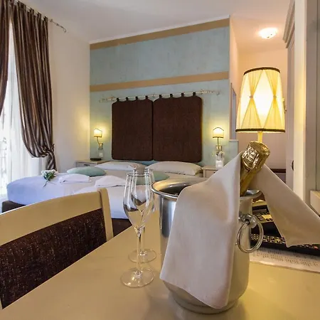 Szálloda Riviera 3*