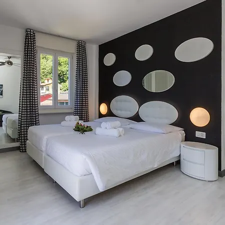 Szálloda Riviera 3*