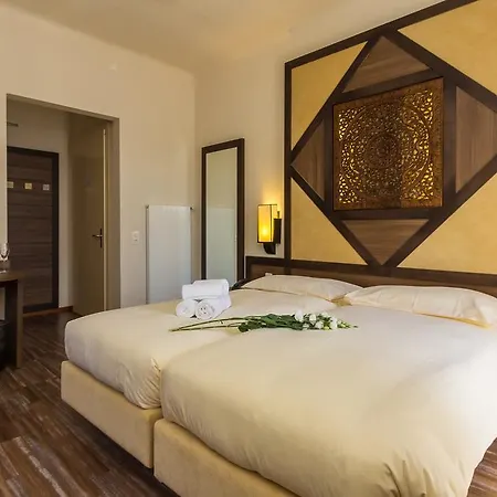 Riviera Szálloda 3*