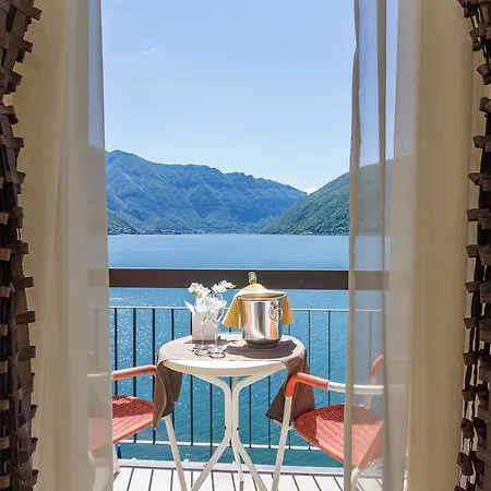 Szálloda Riviera