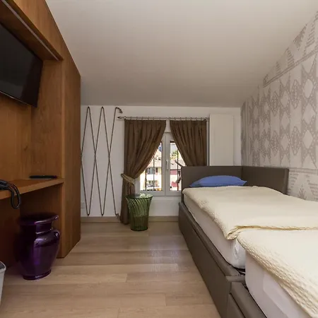 Riviera Hotel Melide